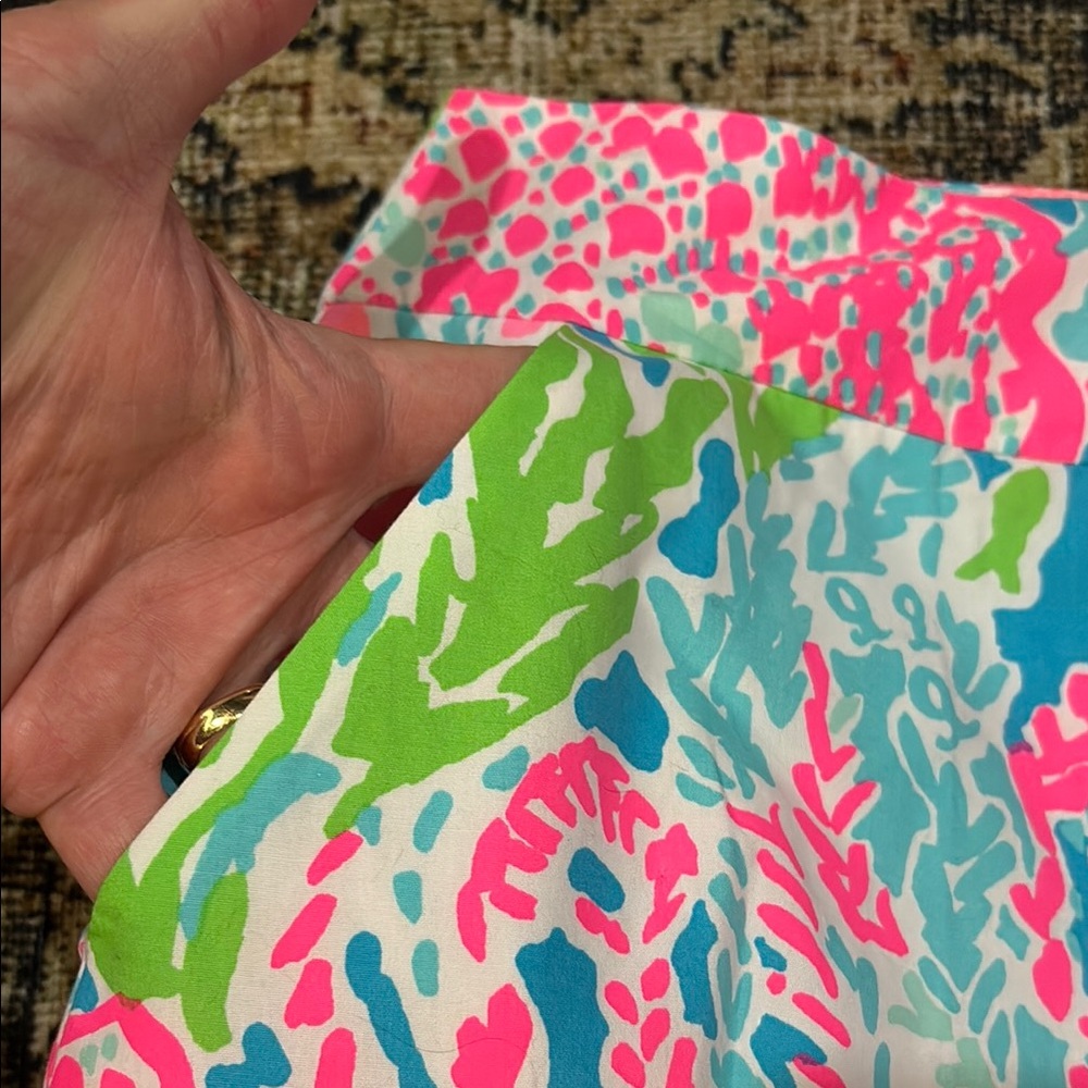 Lilly Pulitzer - Picture 3 of 5